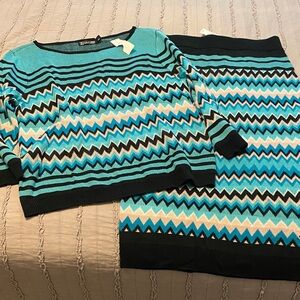 New York & Company Turquoise Black Cream Chevron Sweater Set